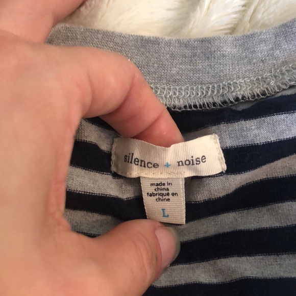 URBAN OUTFITTERS SILENCE & NOISE DRESS - Picture 2 of 3